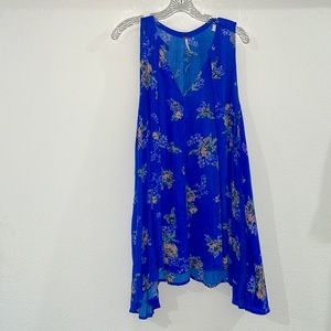 Free People blue floral tunic